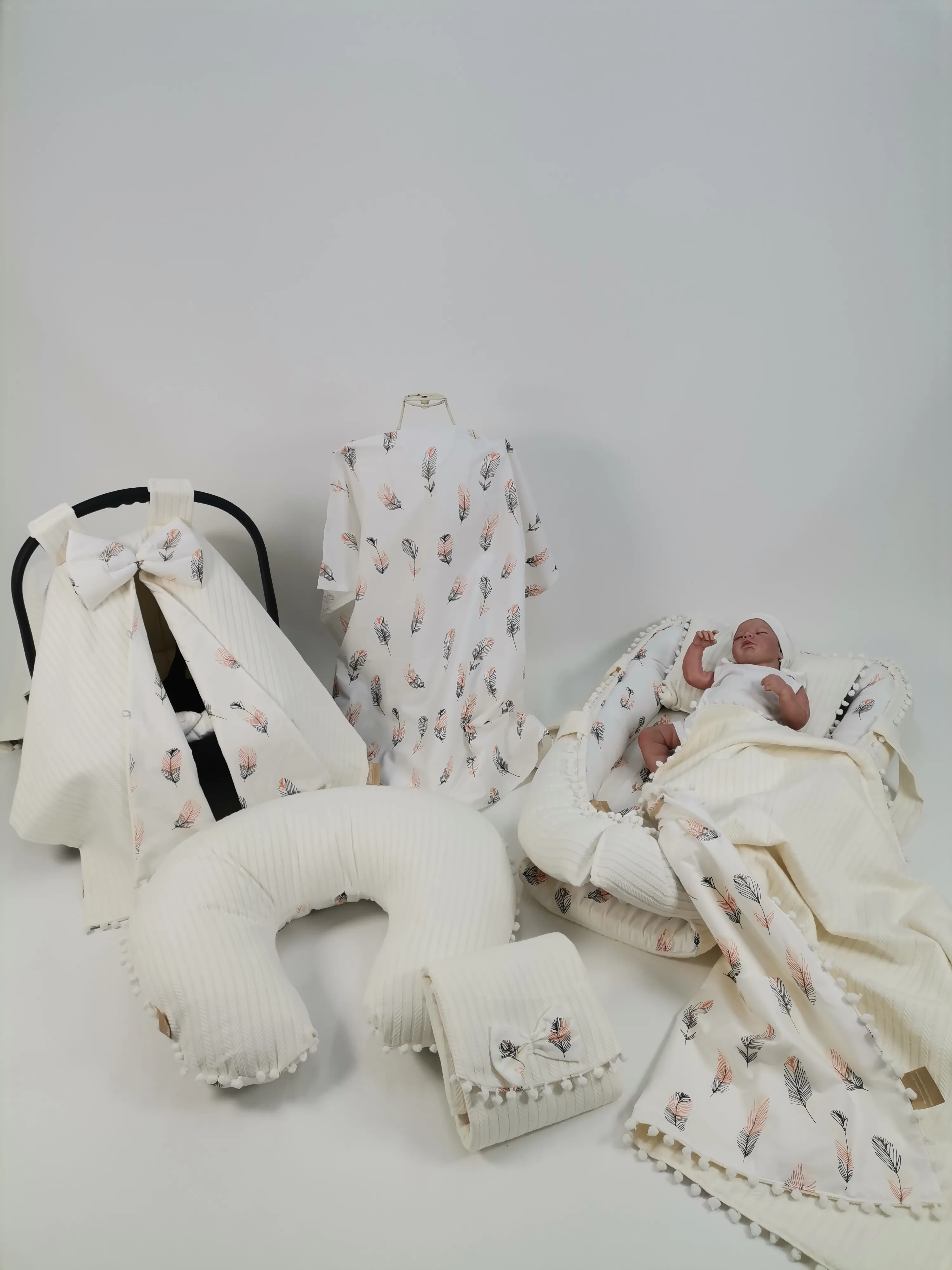 Babynest 8'li set krem örgü pike - pembe tüylü poplin