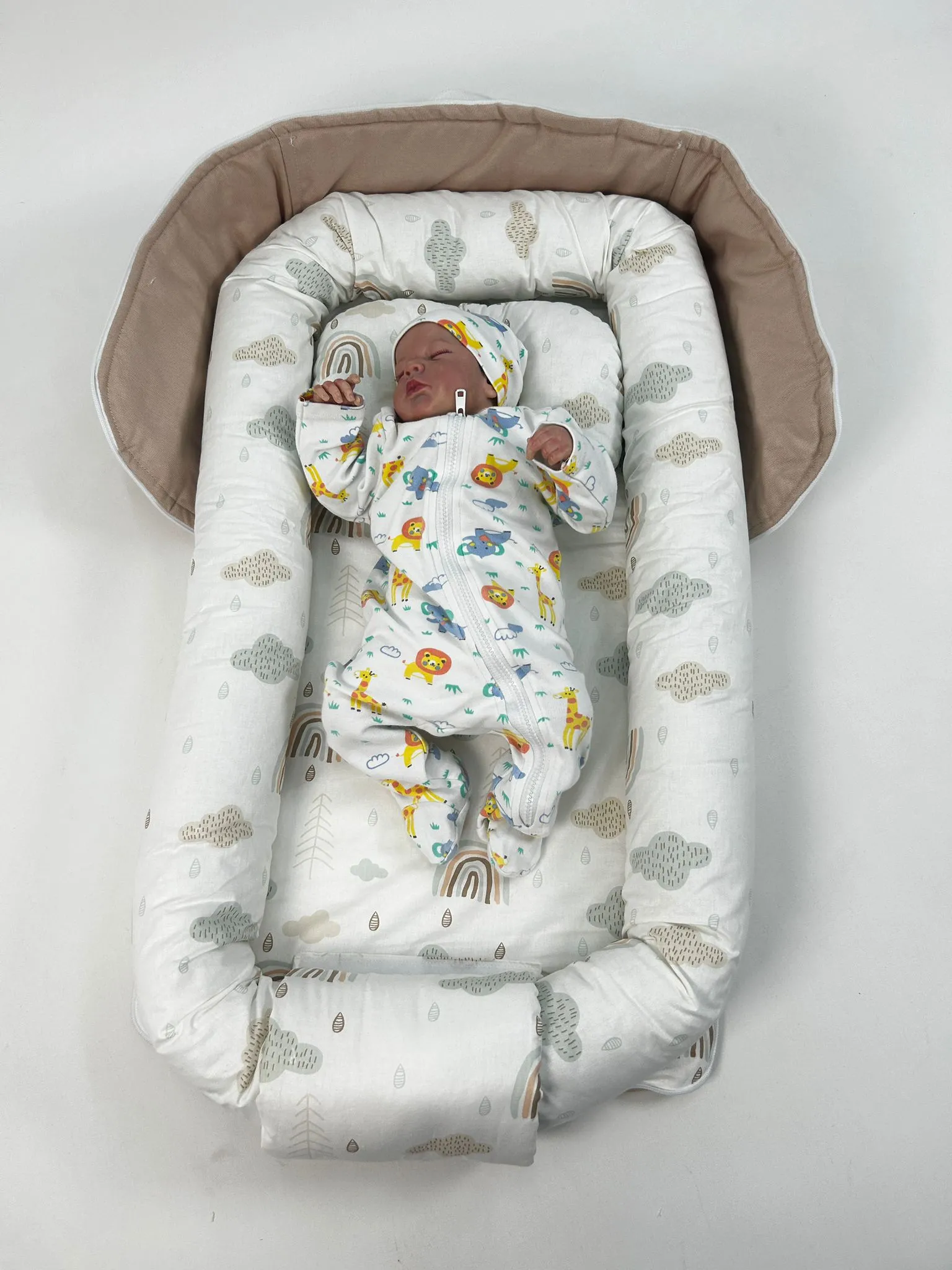 Çantalı babynest bej panama keten  - gökkuşaklı poplin