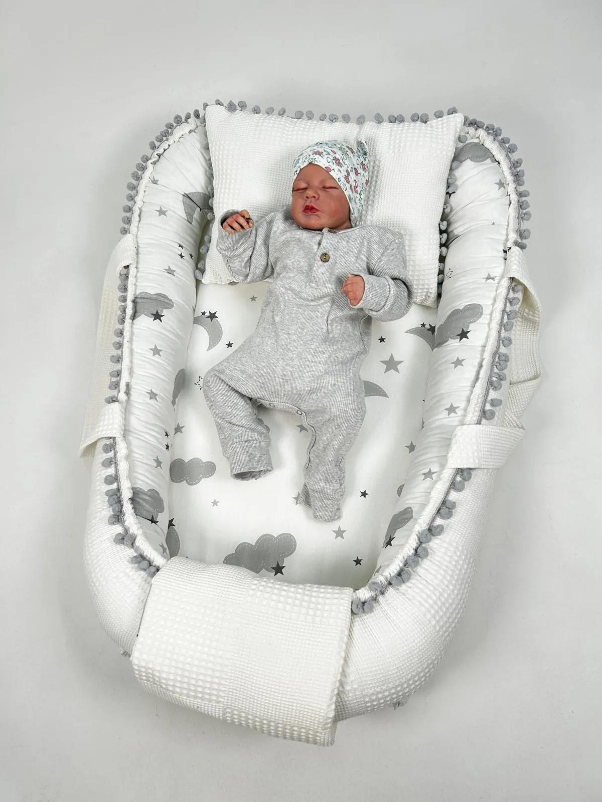 Babynest beyaz waffle pike - gri aylı bulutlu poplin