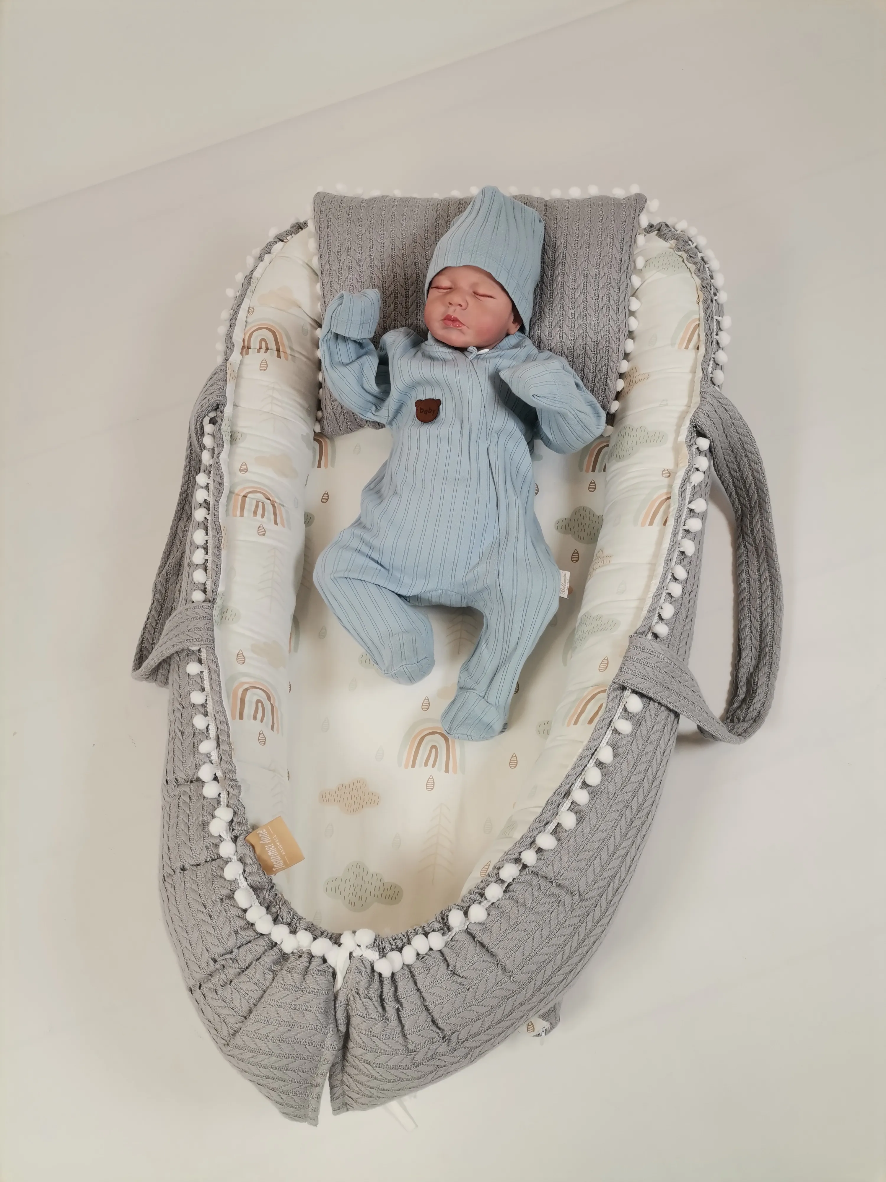 Babynest gri örgü pike - gökkuşaklı poplin