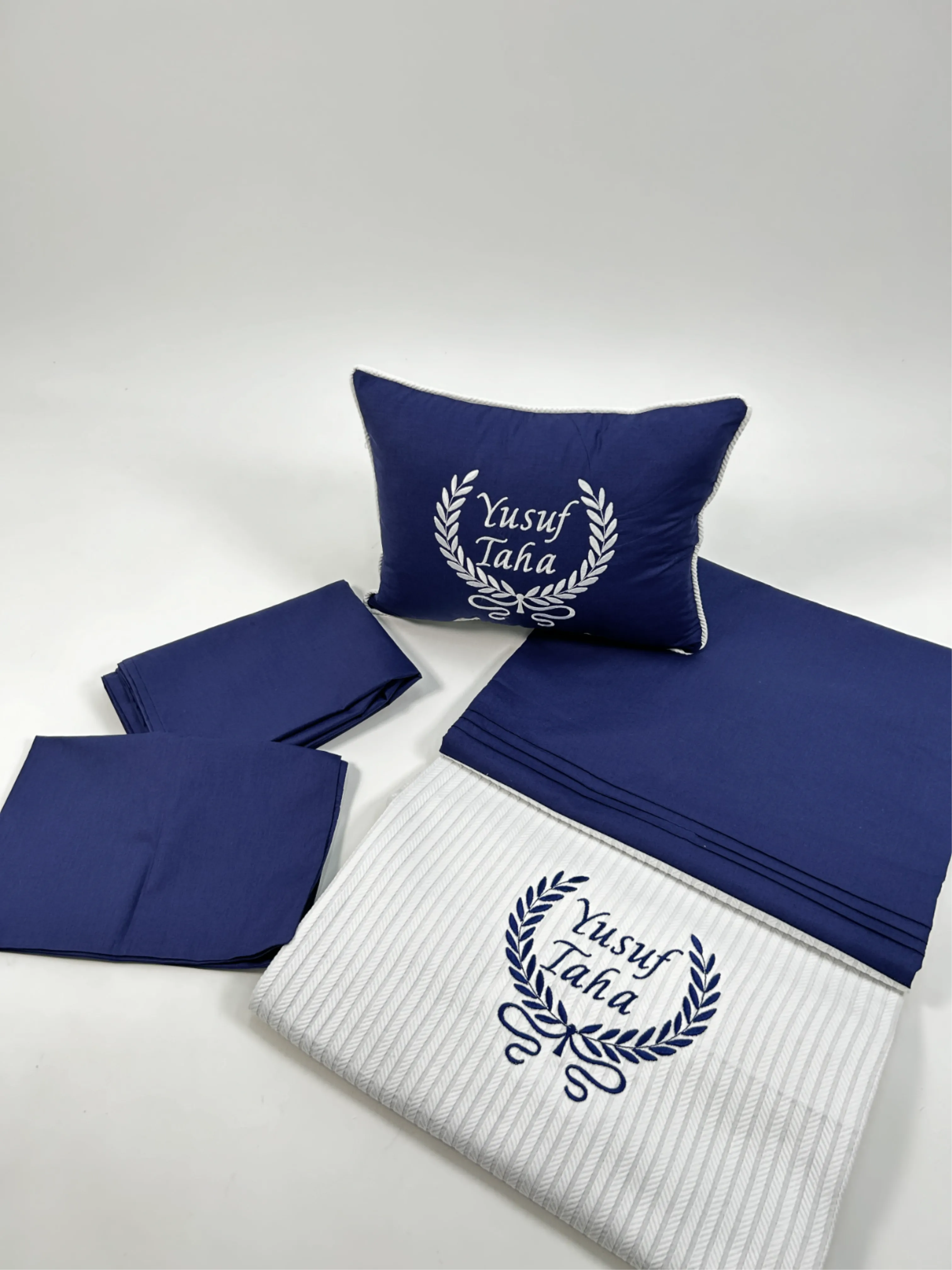 Pike takımı 4 parça beyaz örgü pike - lacivert poplin 