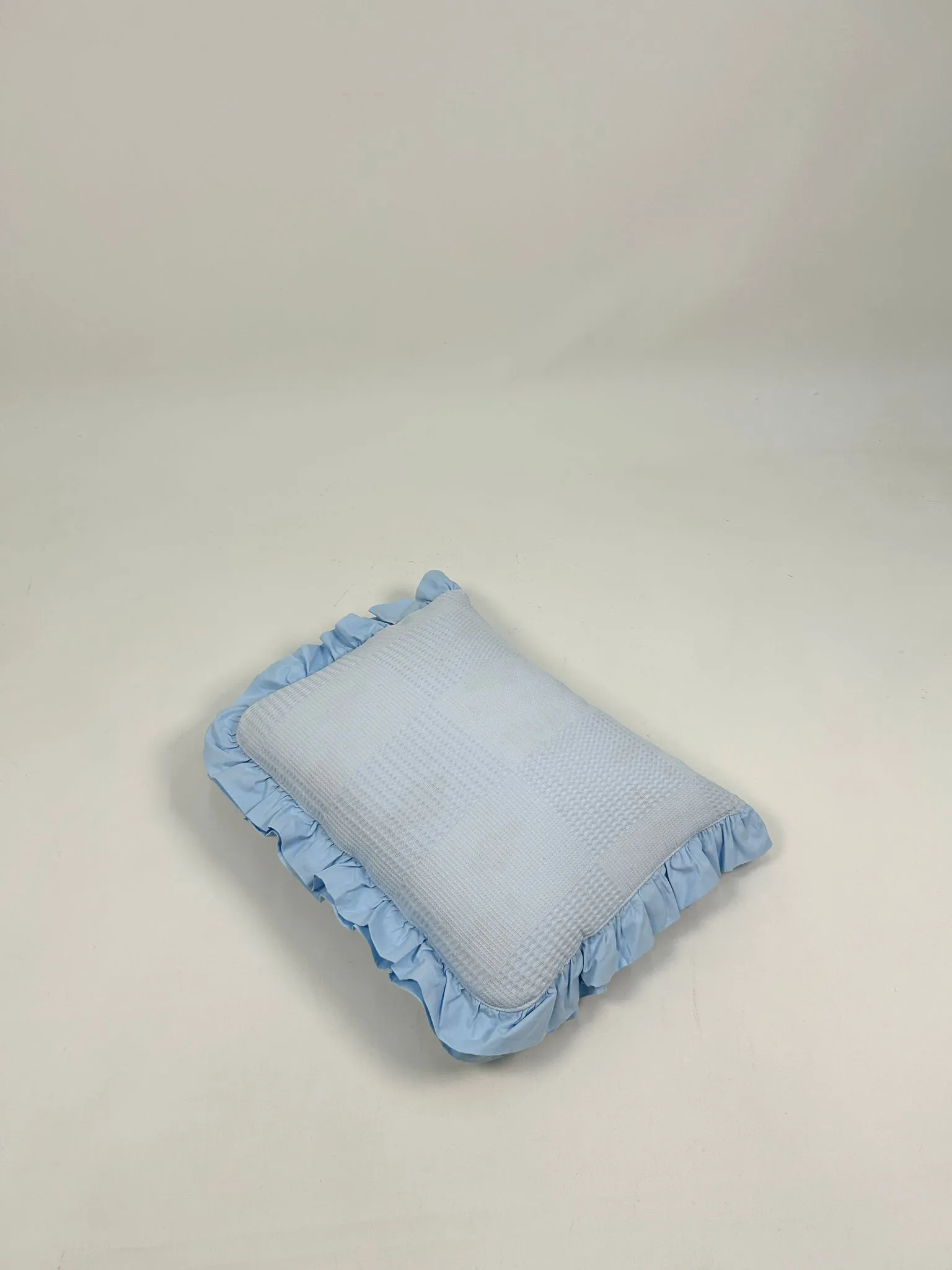Sürpriz yastık mavi waffle pike - gökkuşaklı poplin