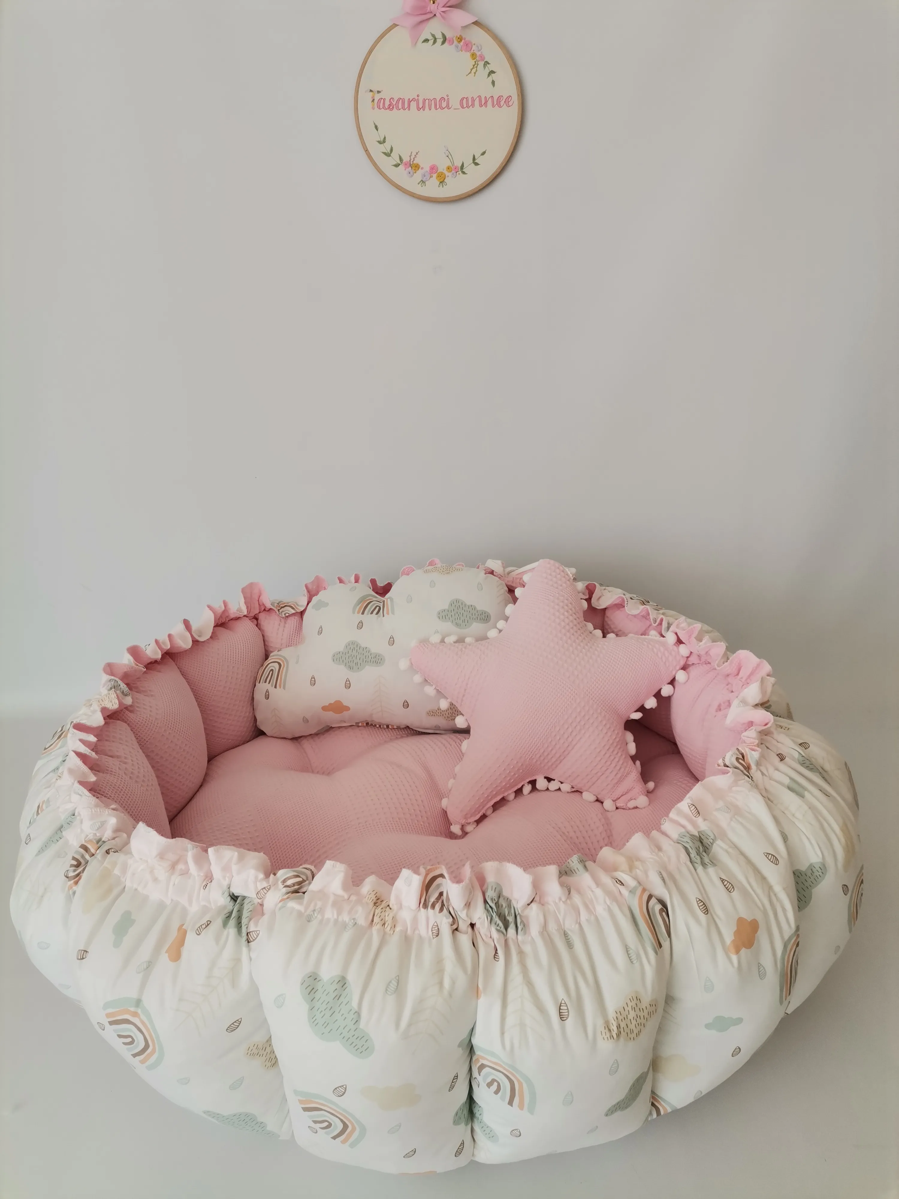 Yuvarlak babynest pembe waffle pike - gökkuşaklı poplin