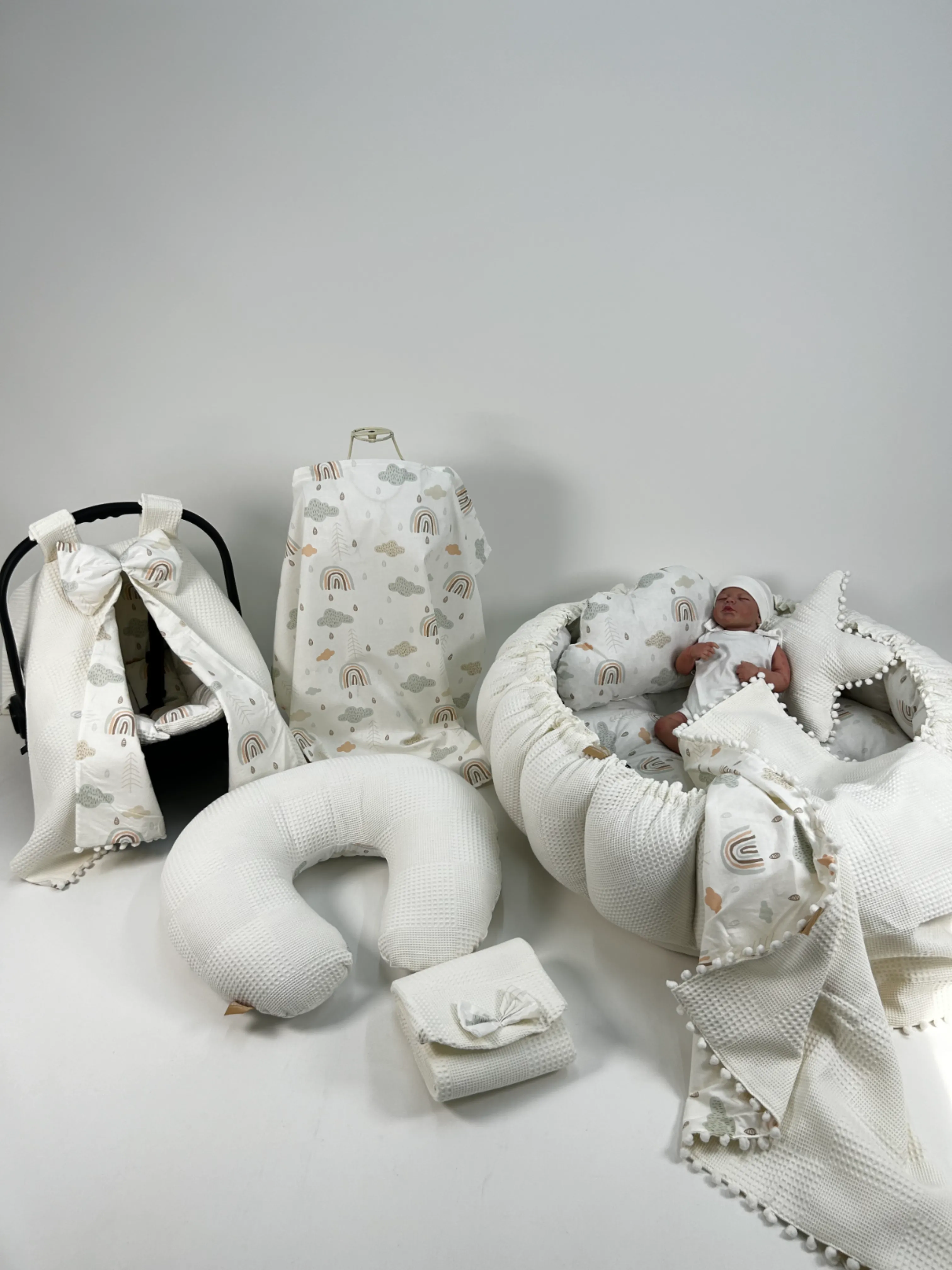 Yuvarlak babynest 9'lu set krem waffle pike - gökkuşaklı poplin
