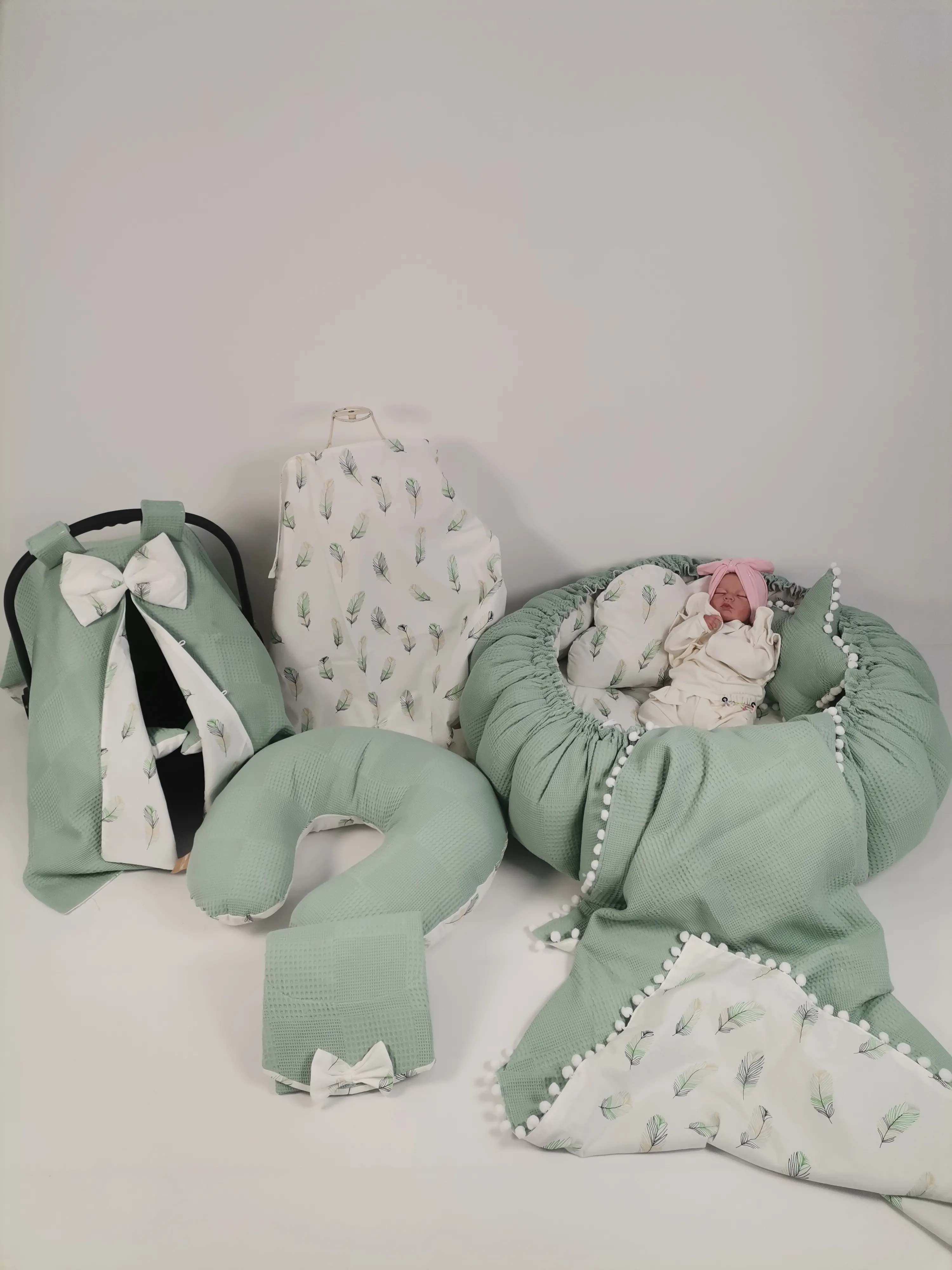 Yuvarlak babynest 9'lu set yeşil waffle pike - yeşil tüylü poplin