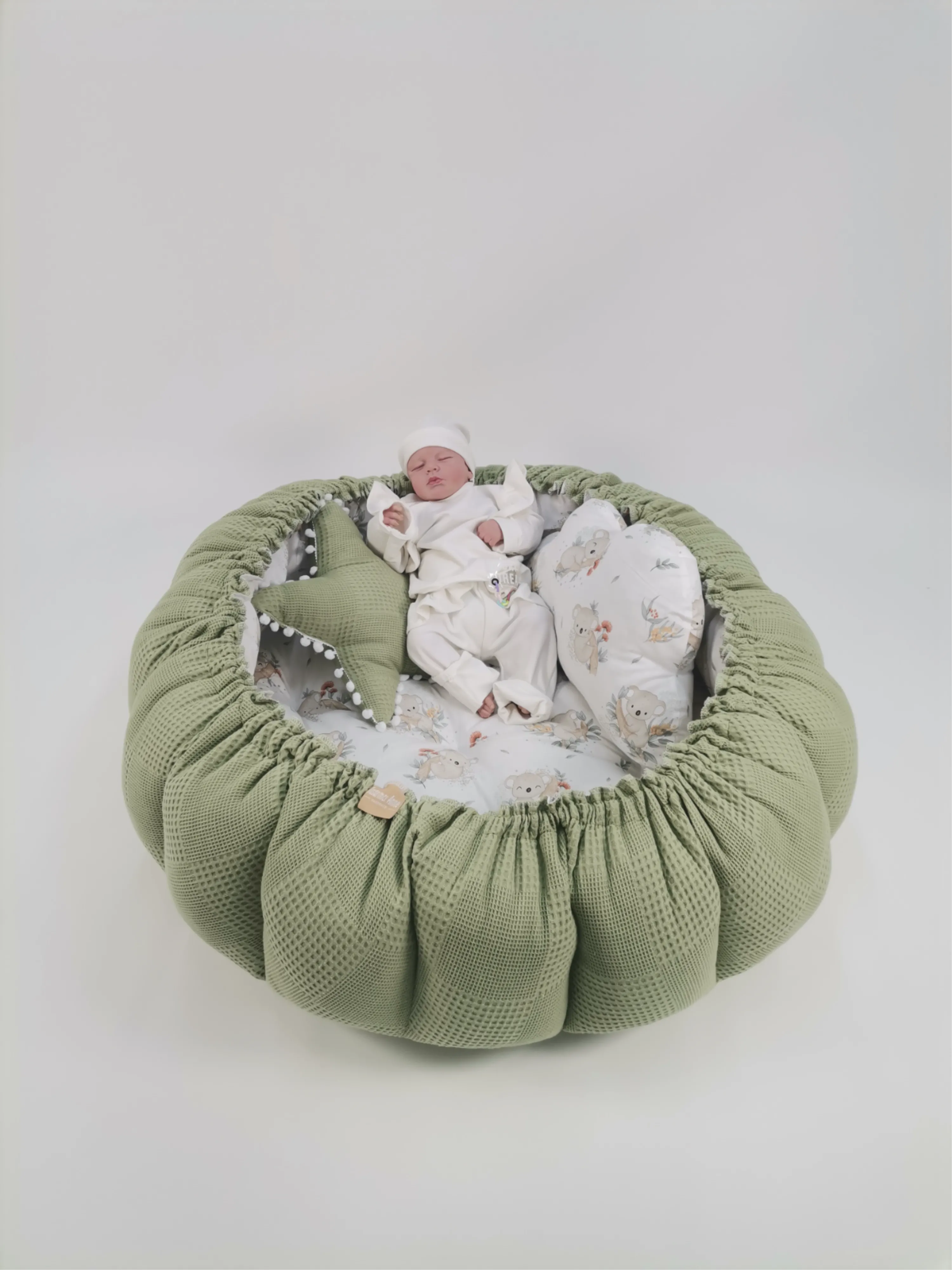 Yuvarlak babynest fıstık yeşili waffle pike - koala poplin