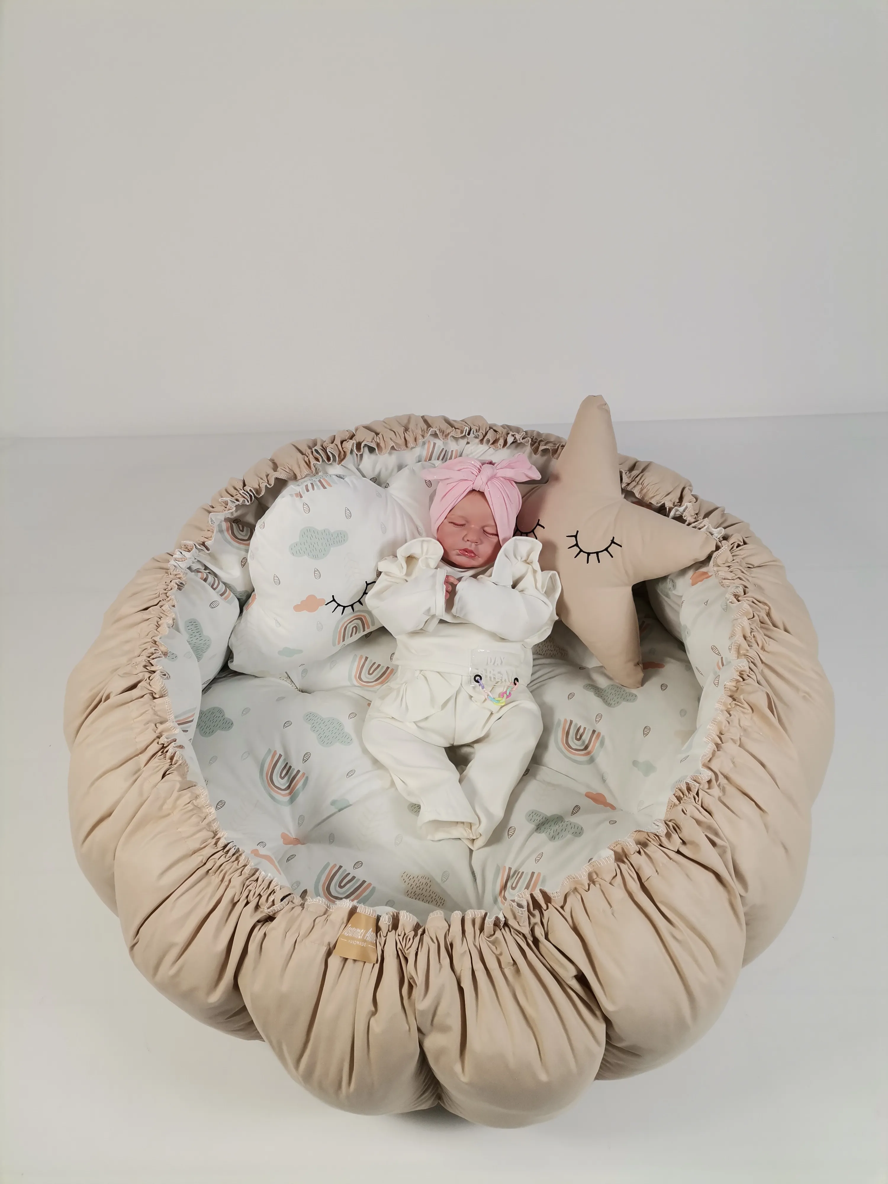 Yuvarlak babynest gökkuşaklı poplin bej poplin