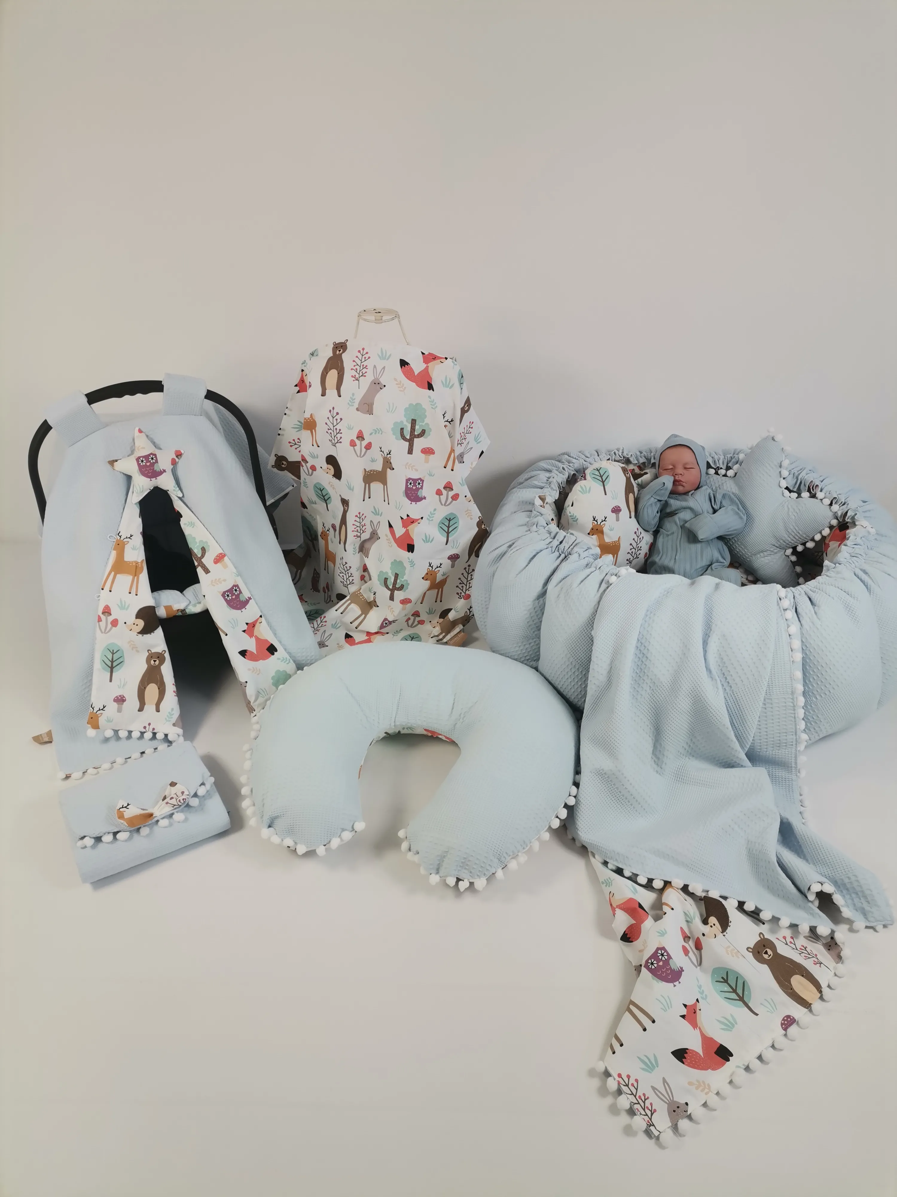 Yuvarlak babynestli 9 'lu set mavi waffle pike - hayvan figürlü poplin