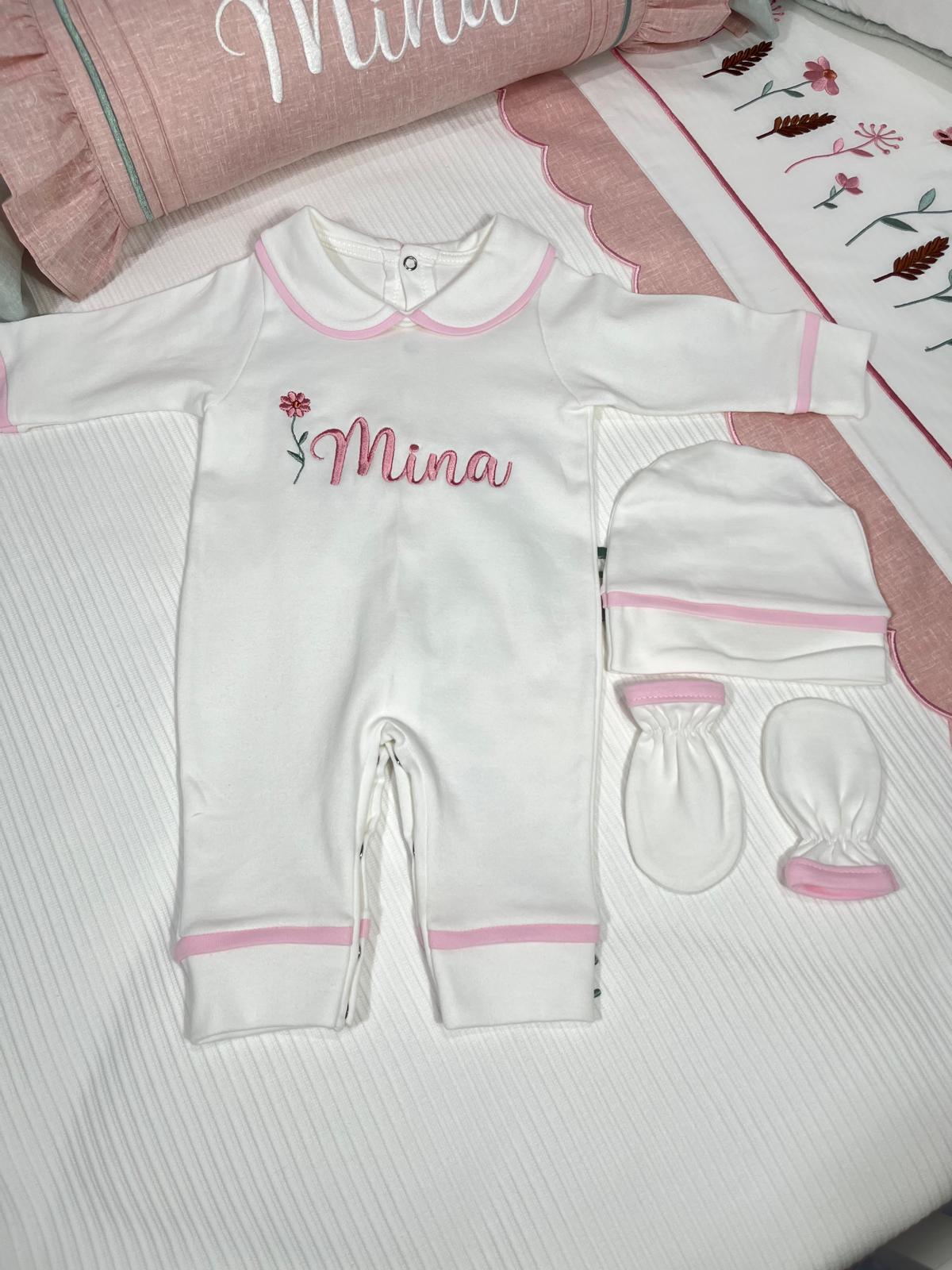 Beyaz - pembe biyeli tulum takım 5
