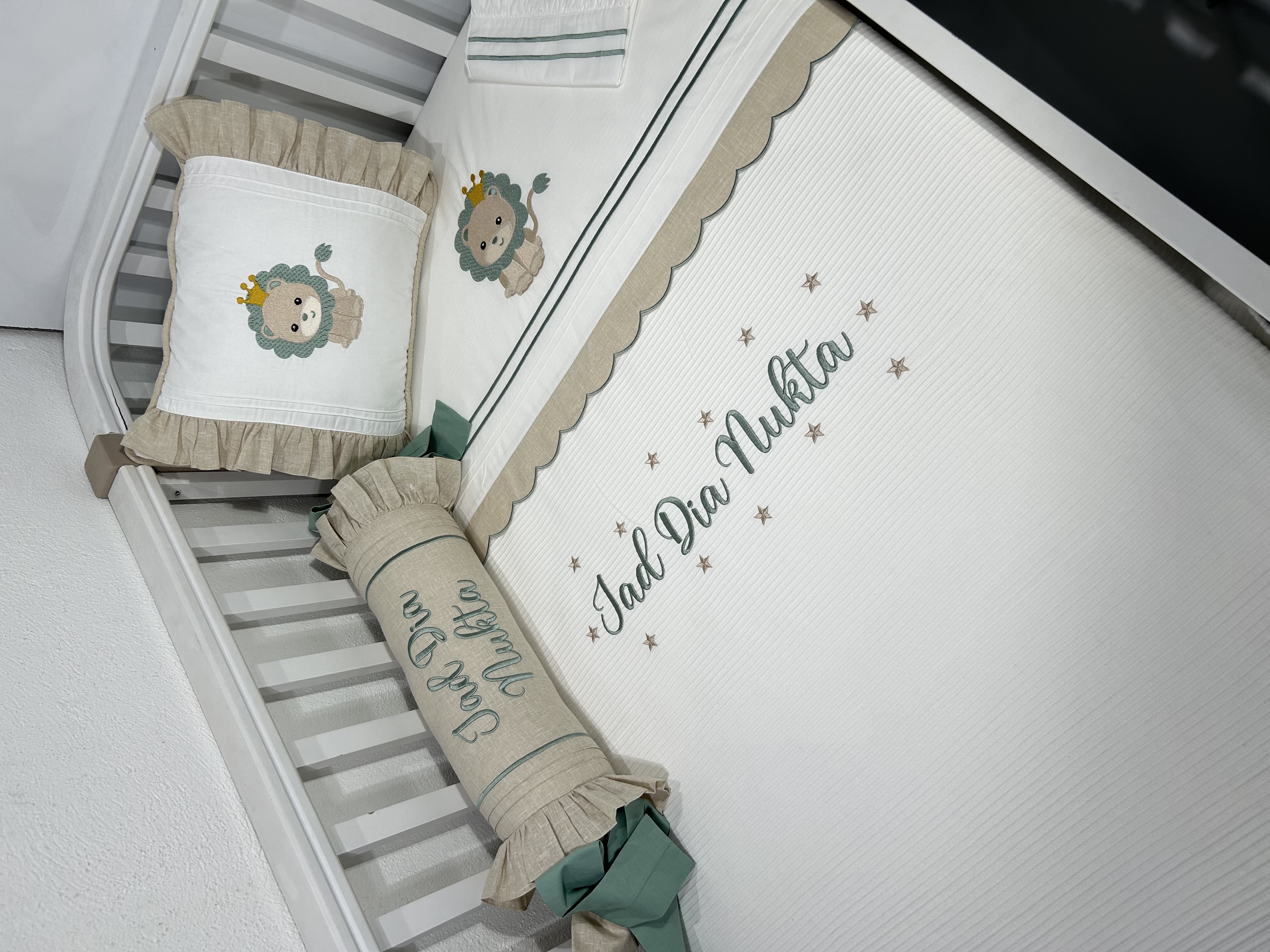 Pike takımı 5 parça beyaz fitilli pike - bej isviçre keteni 11