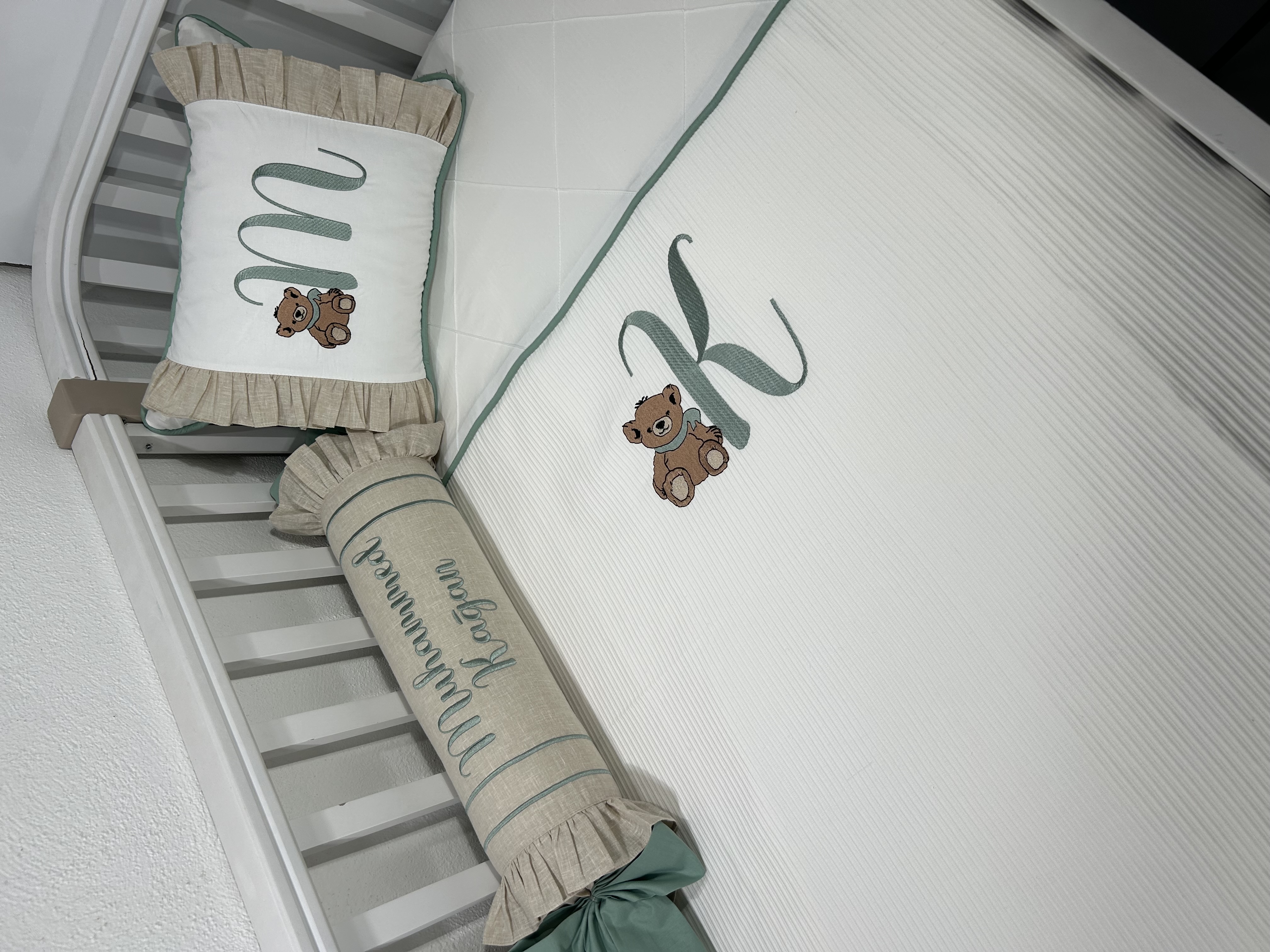 Pike takımı 5 parça beyaz fitilli pike - bej isviçre keteni 12