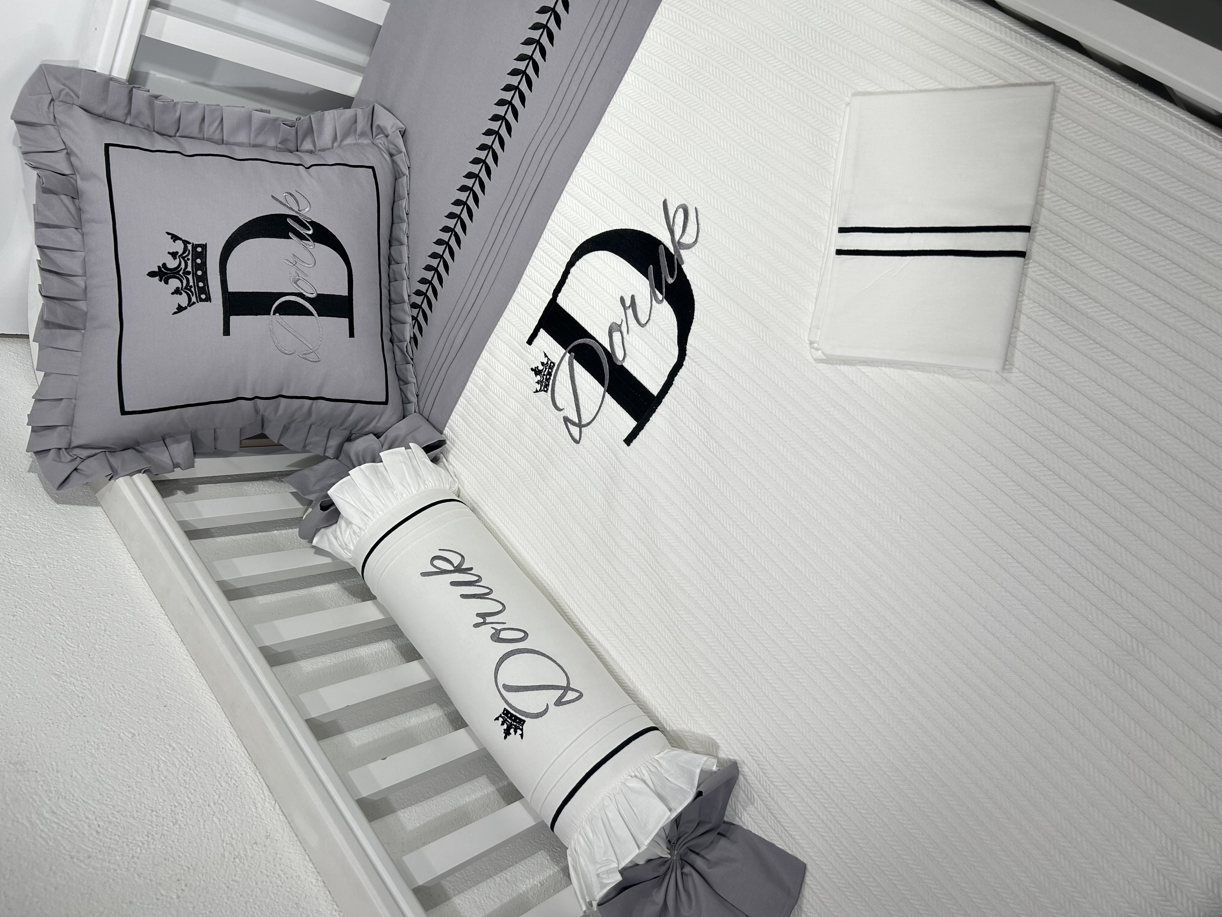 Pike takımı 5 parça beyaz örgü pike - koyu gri poplin 2