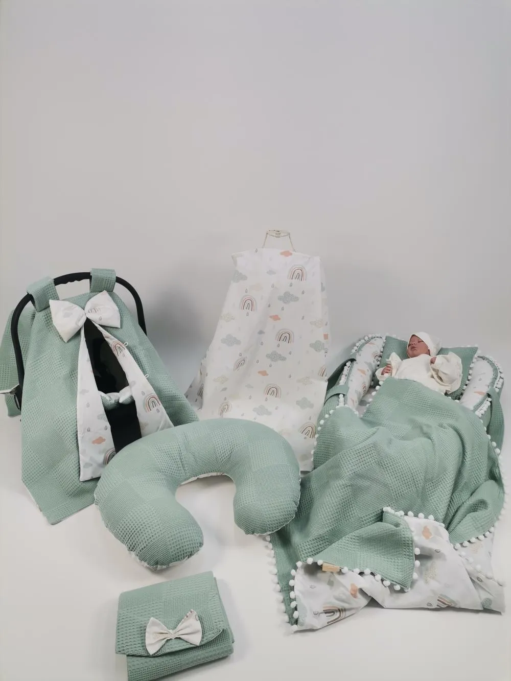 Babynest 8'li set yeşil waffle pike - gökkuşaklı poplin