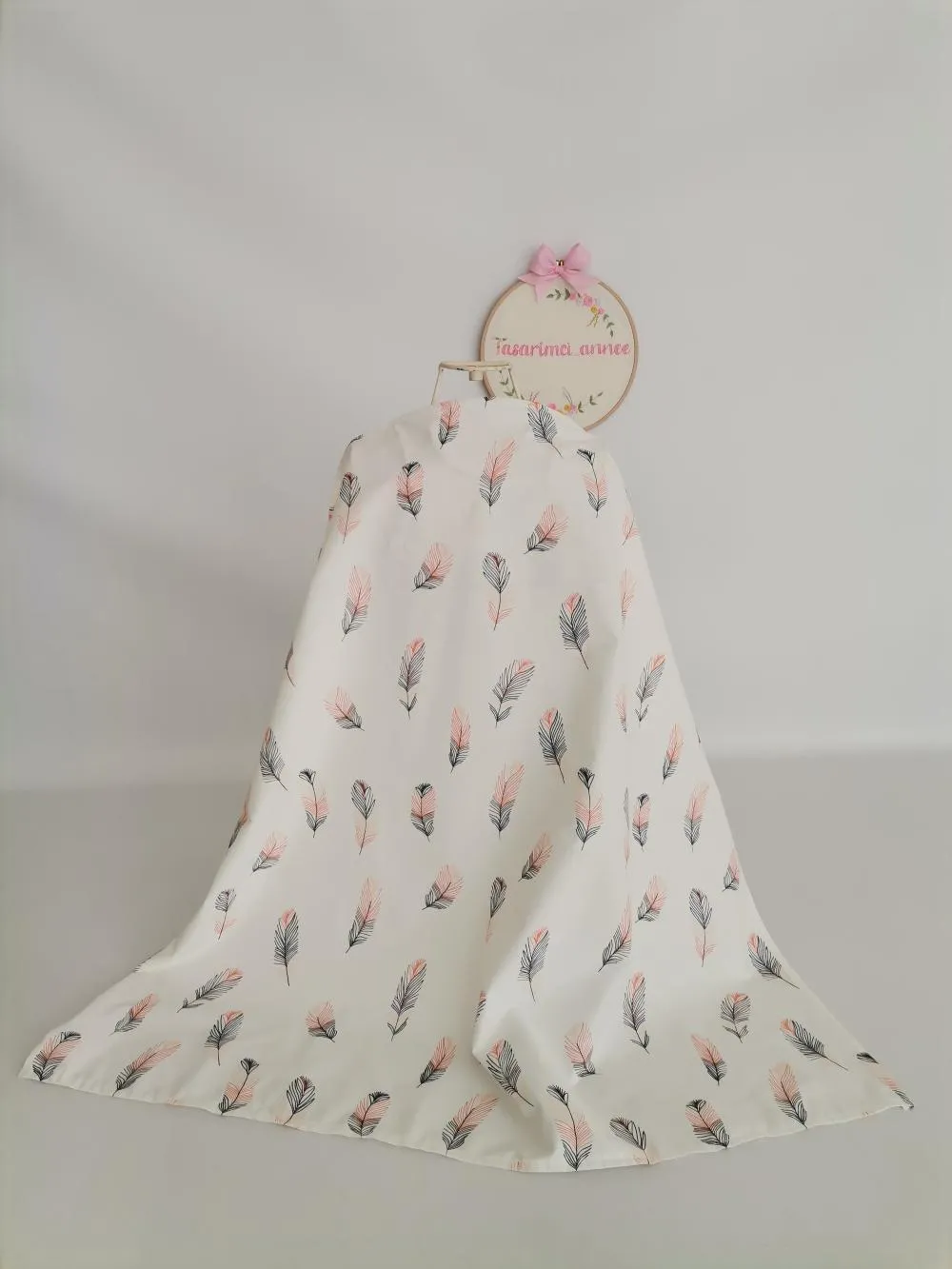 Emzirme önlüğü pembe tüylü poplin