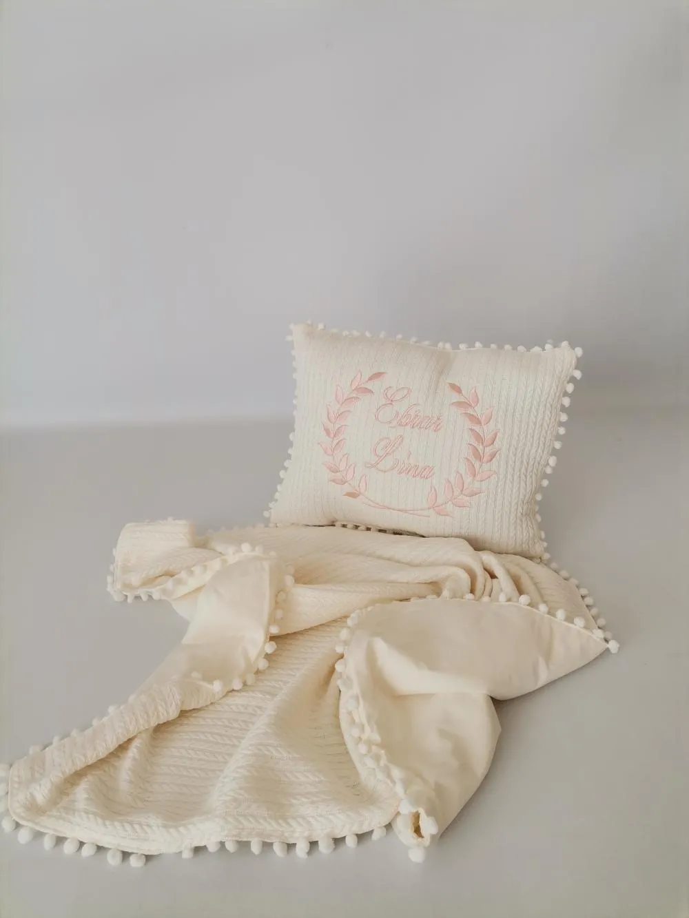 Battaniye ve yastık krem örgü pike - krem poplin 2
