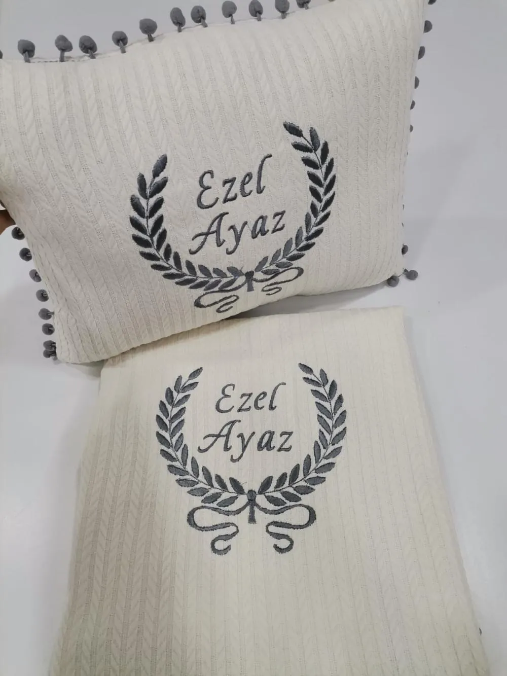 Battaniye ve yastık krem örgü pike - krem poplin 3
