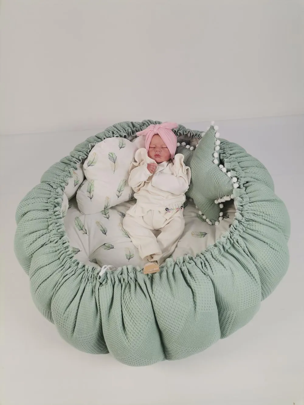 Yuvarlak babynest yeşil waffle pike - yeşil tüylü poplin