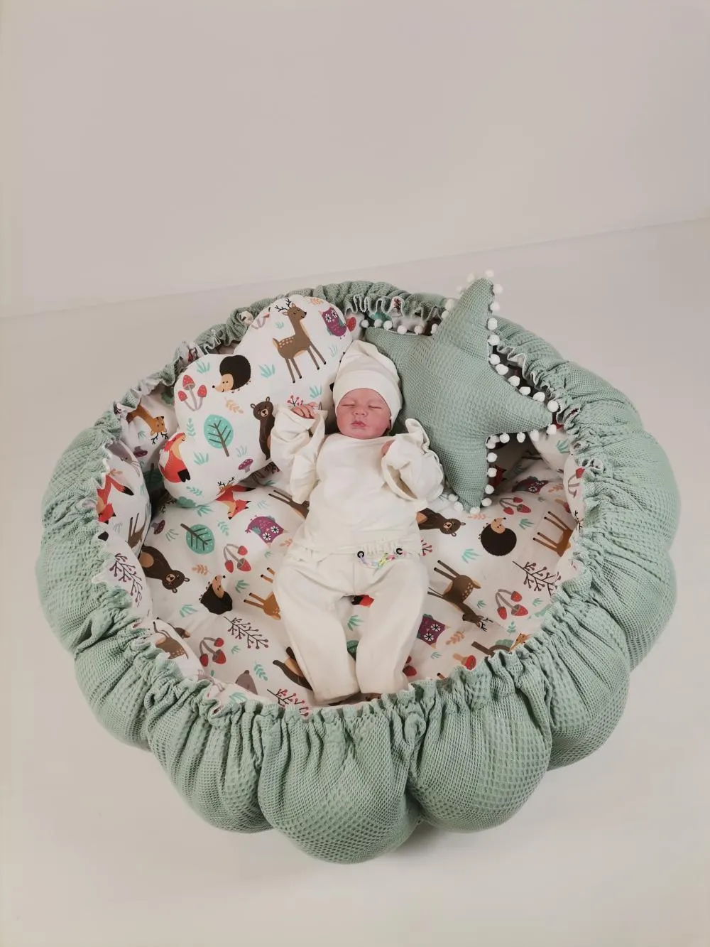 Yuvarlak babynest yeşil waffle pike - hayvan figürlü müslin