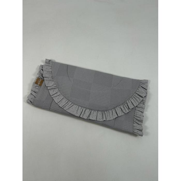 Babynest 8'li fırfırlı set koyu gri waffle pike - gri puantiyeli poplin 