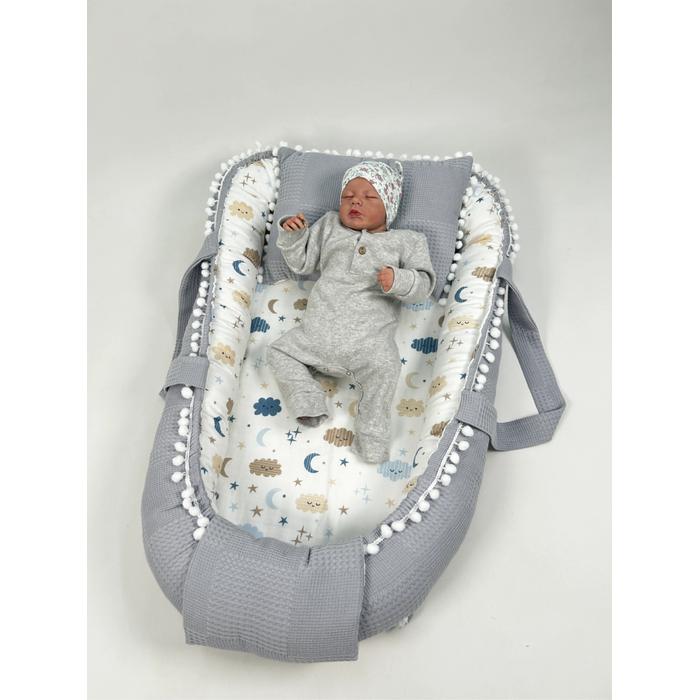 Babynest 8'li set gri waffle pike - mavi aylı bulutlu müslin