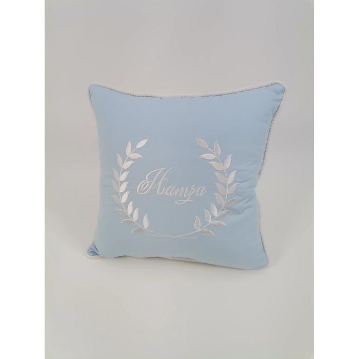 İsim ve defne yaprağı işlemeli fitilli süs yastık 3