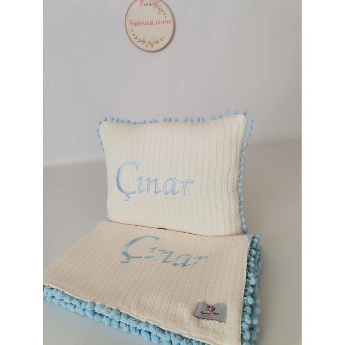 Battaniye ve yastık mavi ponponlu krem örgü pike - krem poplin