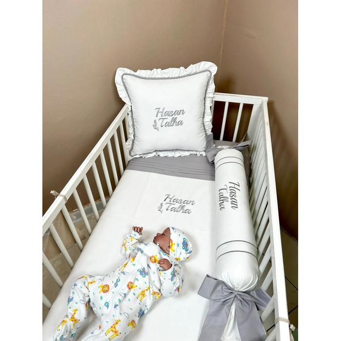 Nevresim takımı 5 parça nakış işlemeli beyaz poplin - gri poplin