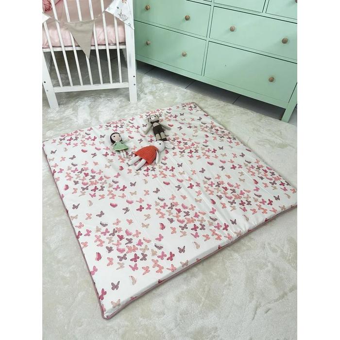 Oyun matı kare  pudra kelebekli poplin