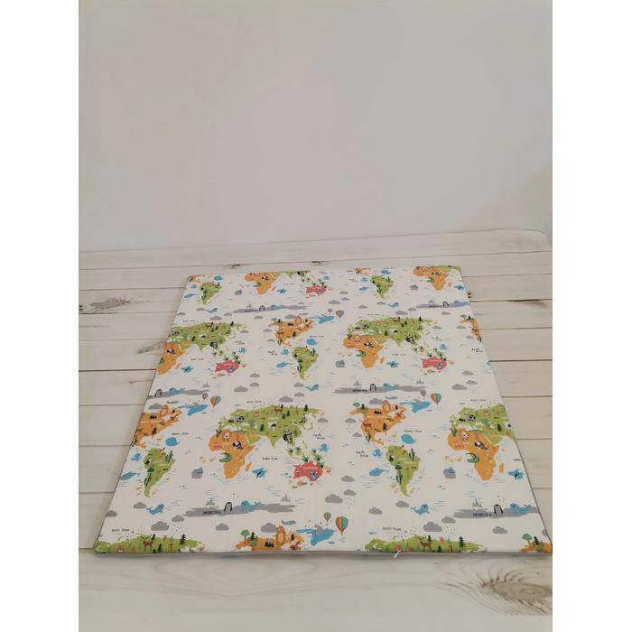 Oyun matı kare  sevimli hayvanlar dünya haritalı sarı biyeli