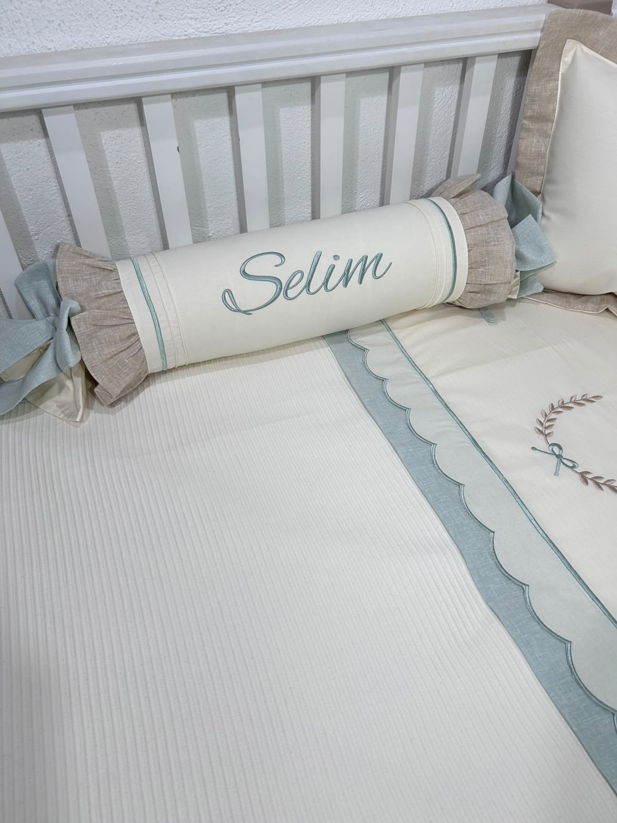 Pike takımı 6 parça krem fitilli pike - bej ile yeşil  isviçre keten - krem poplin 2