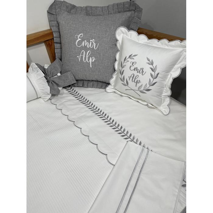 Pike takımı 7 parça beyaz fitilli pike - gri isviçre keteni